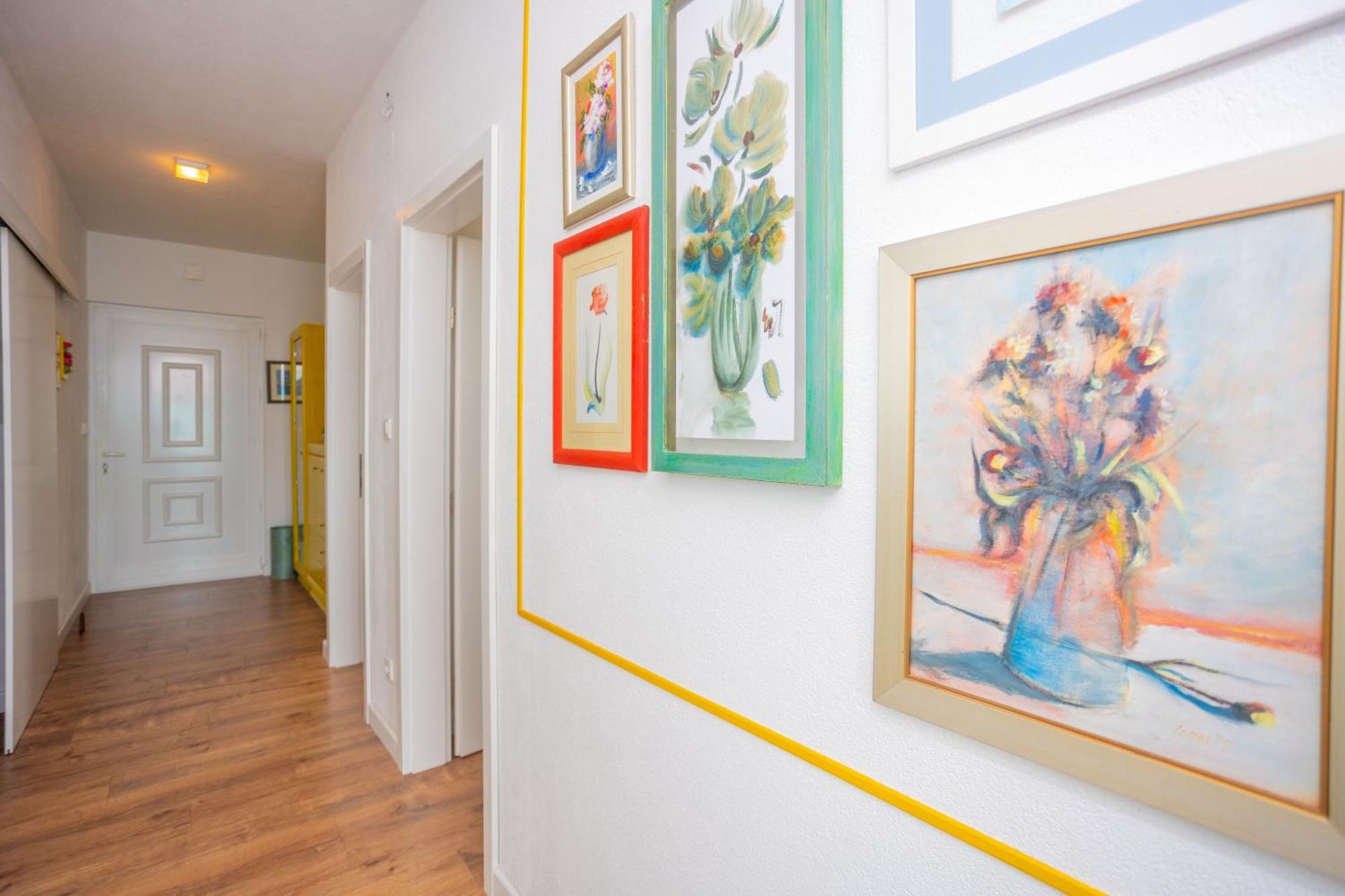 Apartment Sunshine With Pool Trogir