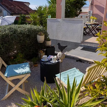 Apartments Sunshine With Pool Trogir Exterior photo